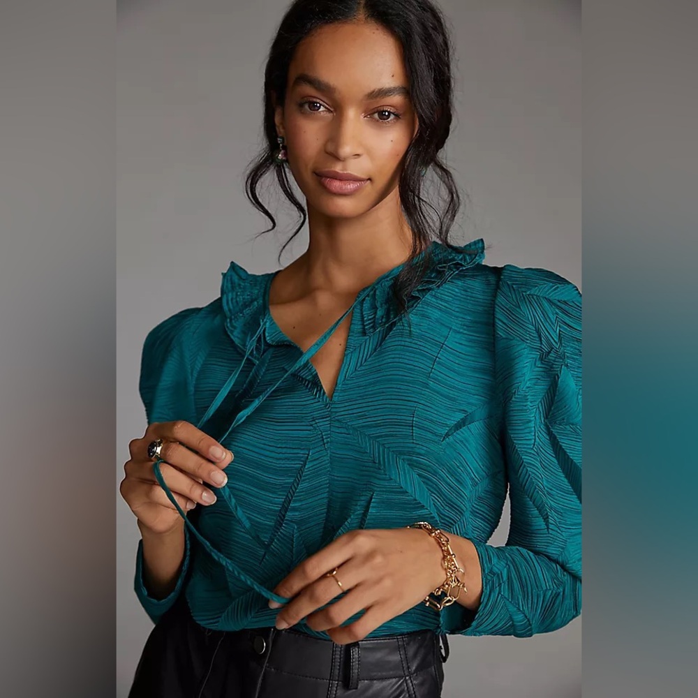 NWT Current Air - Anthropologie Collared Puff-Sleeved Blouse Green Size x small
